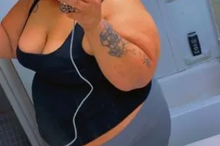 YOUR FAVORITE FAT BITCH IS BAC... - Image 4