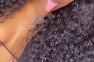 💦SLIM PETITE BADDIE💦Available ... - Image 1