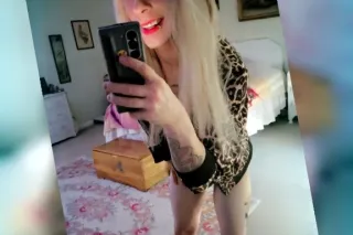 Authentic Bare Experience in C... - Image 3